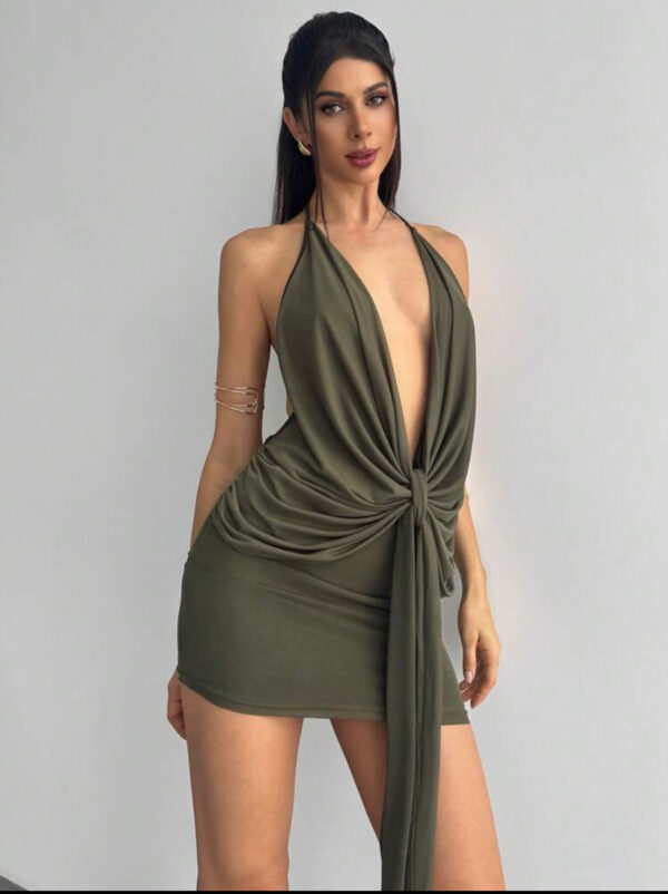 Deep v-neck sleeveless dress - Image 3